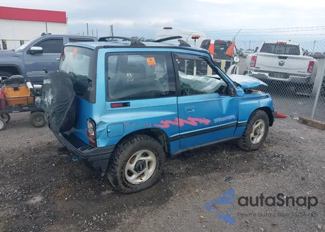 1994 Geo Tracker from USA, damaged, VIN 2CNBJ18U5R6945044